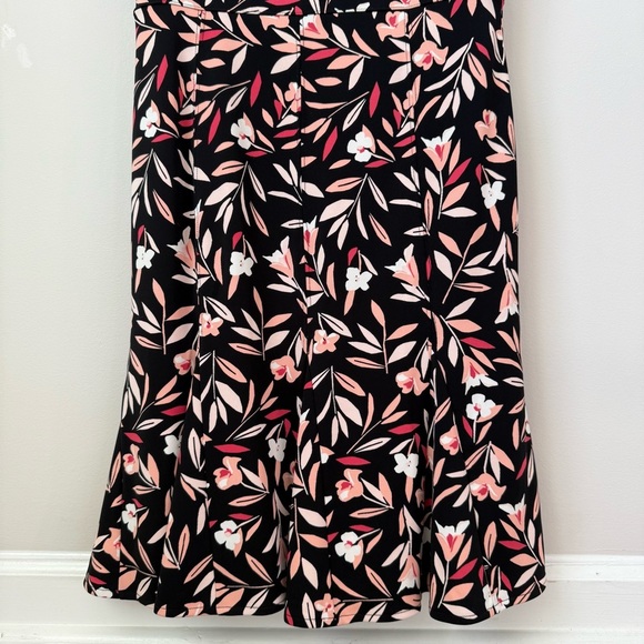 Talbots Sleeveless Floral Ruffle Hem Dress Back Zip Stretch Black Pink Sz 10P - Picture 3 of 10